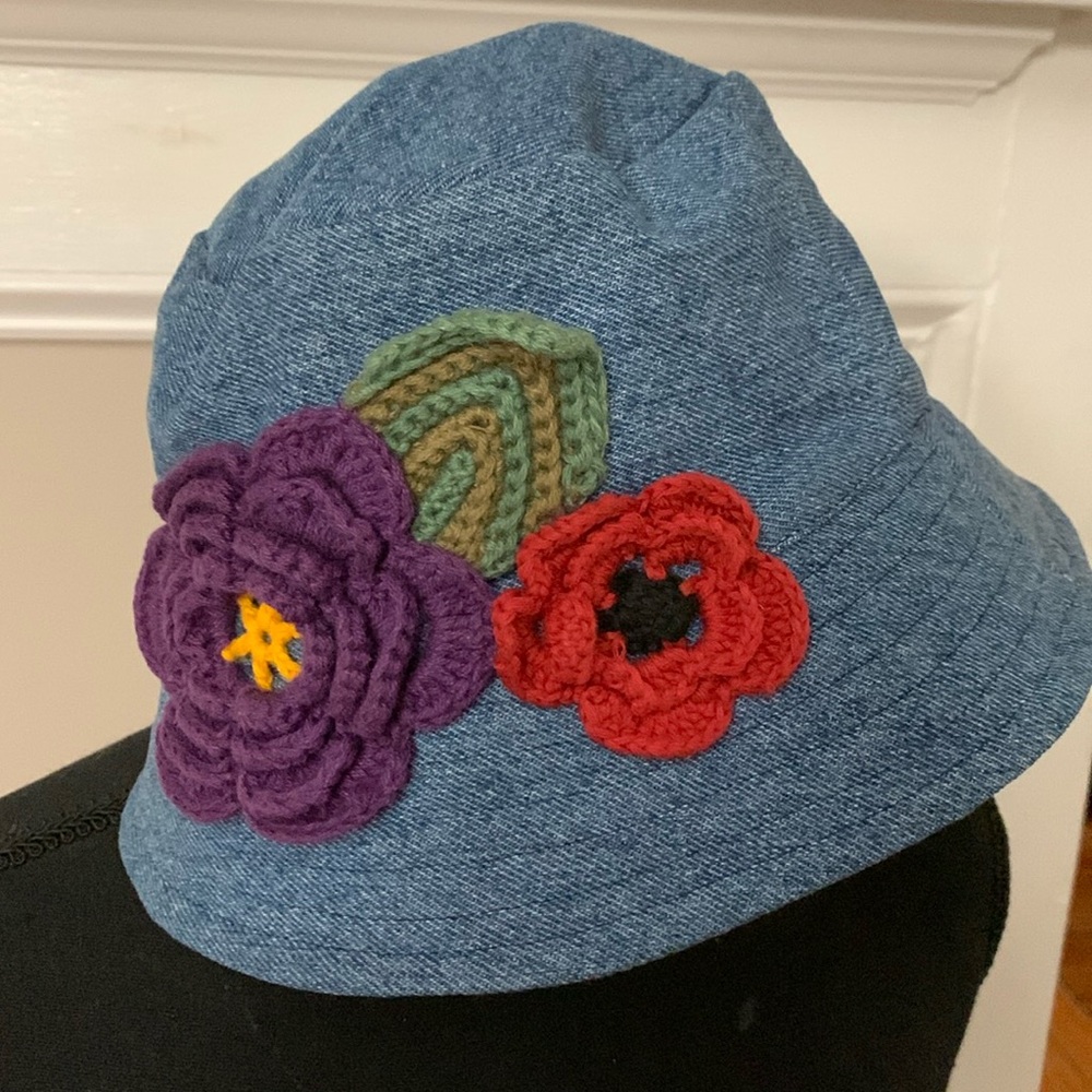 Denim bucket hat